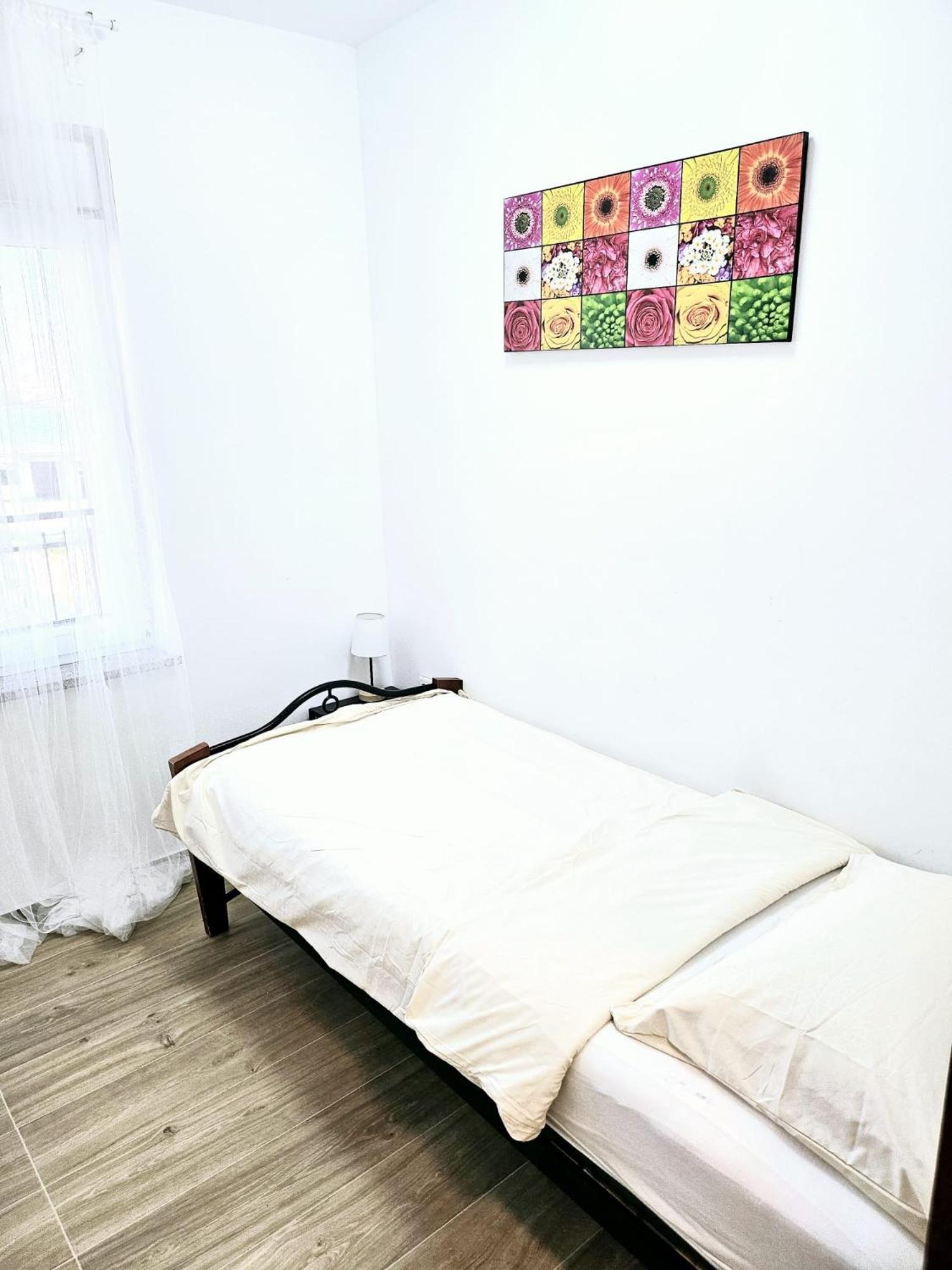 Apartment Lovre Zara Esterno foto